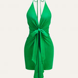 Sukienka z Halter Neck z Węzłem