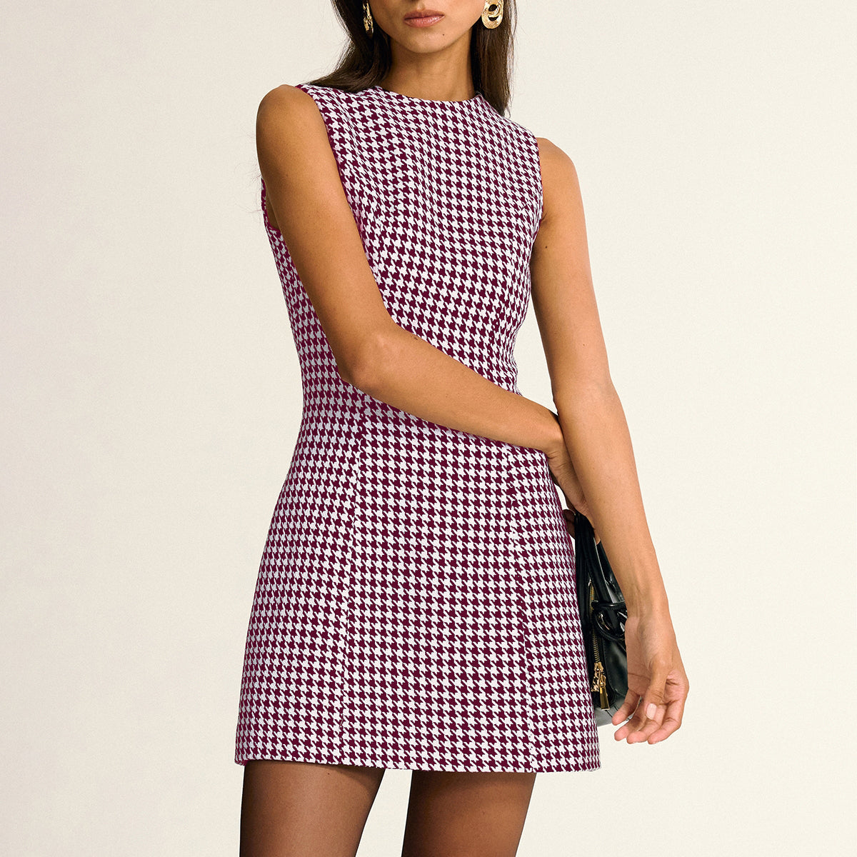 Sukienka mini bez rękawów w wzór houndstooth