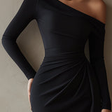 Czarna Sukienka Midi Bodycon z Jednym Ramiączkiem