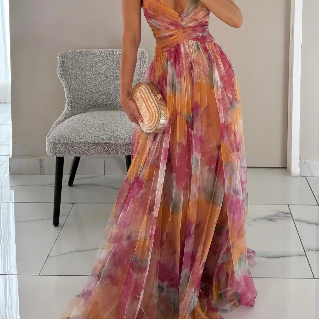 Elegancka Sukienka Maxi w Kwiatowy Wzór z Dekoltem w Serek
